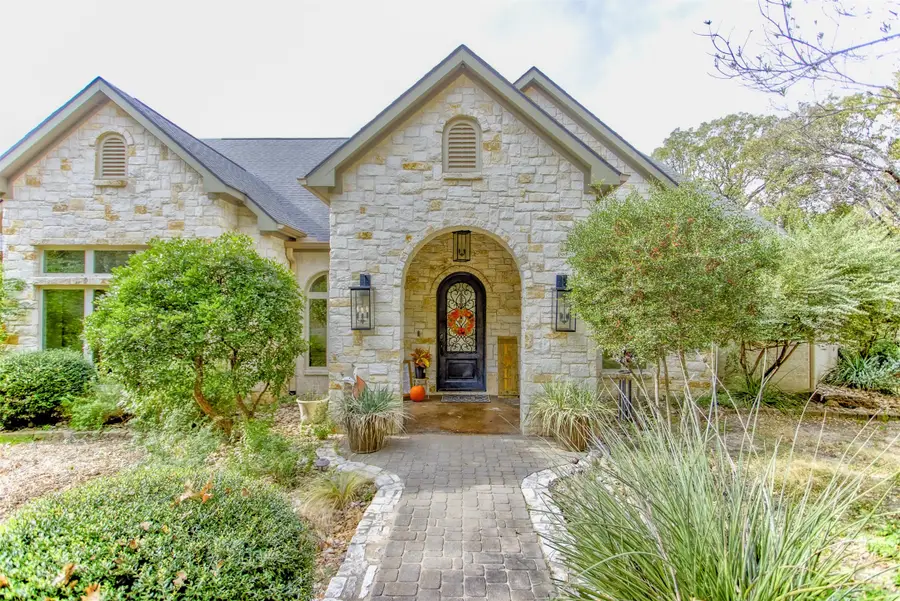 122 Forest Creek Circle, Weatherford, TX 76088 - Image #2