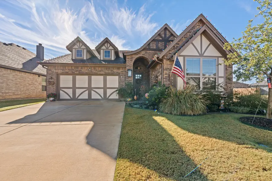 1741 River Bend Road, Burleson, TX 76028 - Image #2