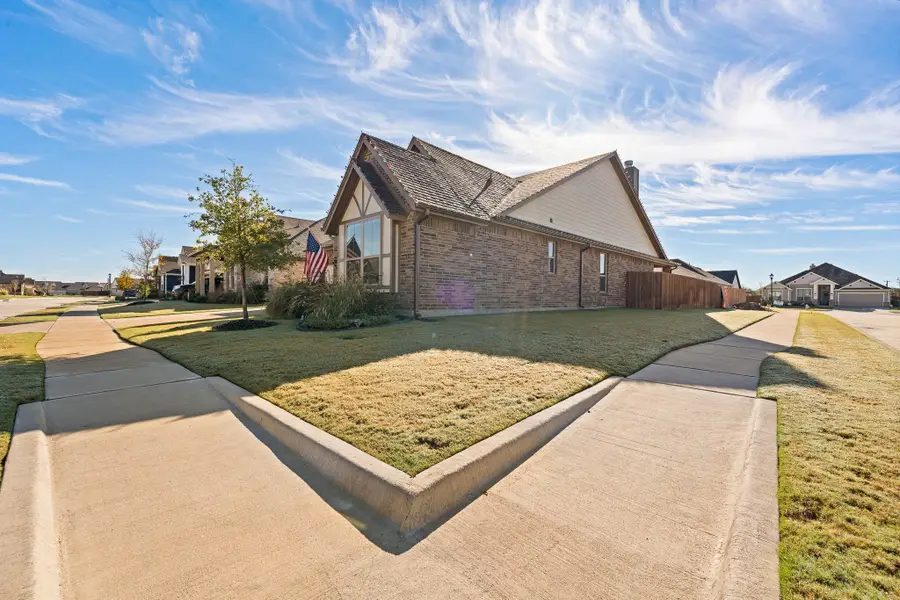1741 River Bend Road, Burleson, TX 76028 - Image #3