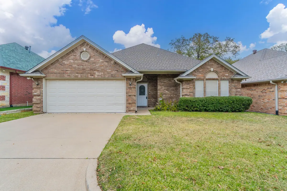1037 Austin Court, Weatherford, TX 76086 - Image #1