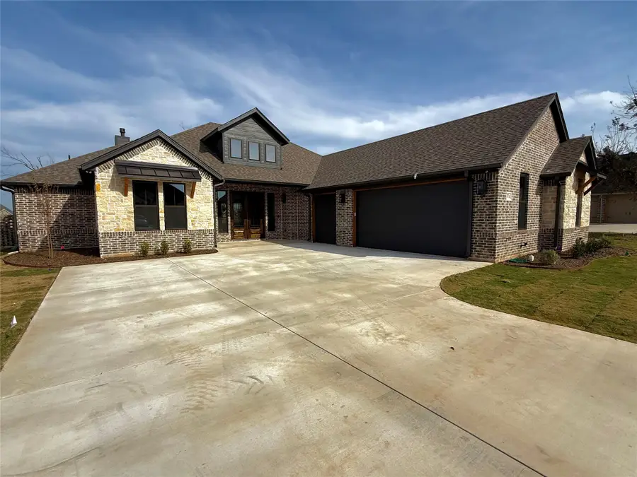 3714 Tremont Lane, Granbury, TX 76049 - Image #2