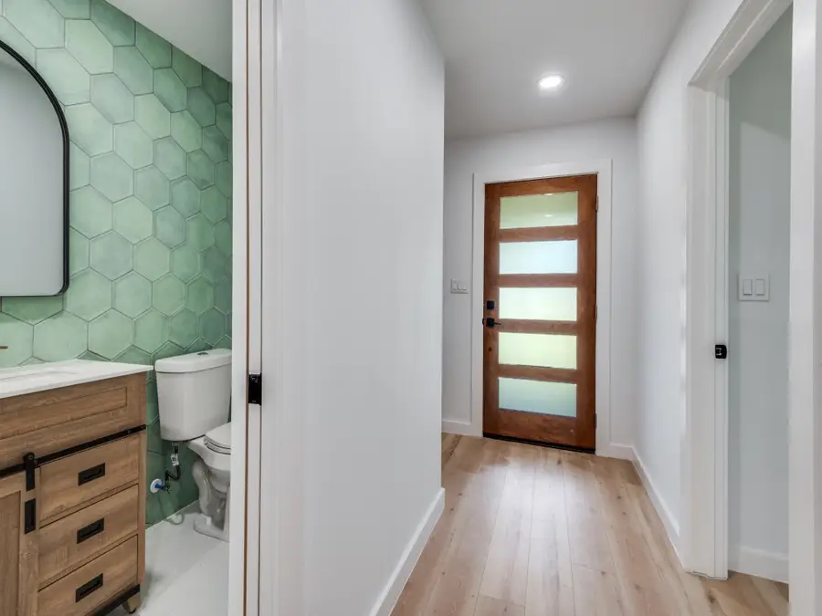 10436 Royalwood Drive, Dallas, TX 75238 - Image #3