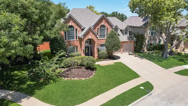 2206 Green Hill Drive, McKinney, TX 75072