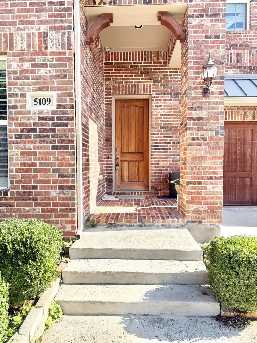 5109 Berkley Drive, McKinney, TX 75070 - Image #2
