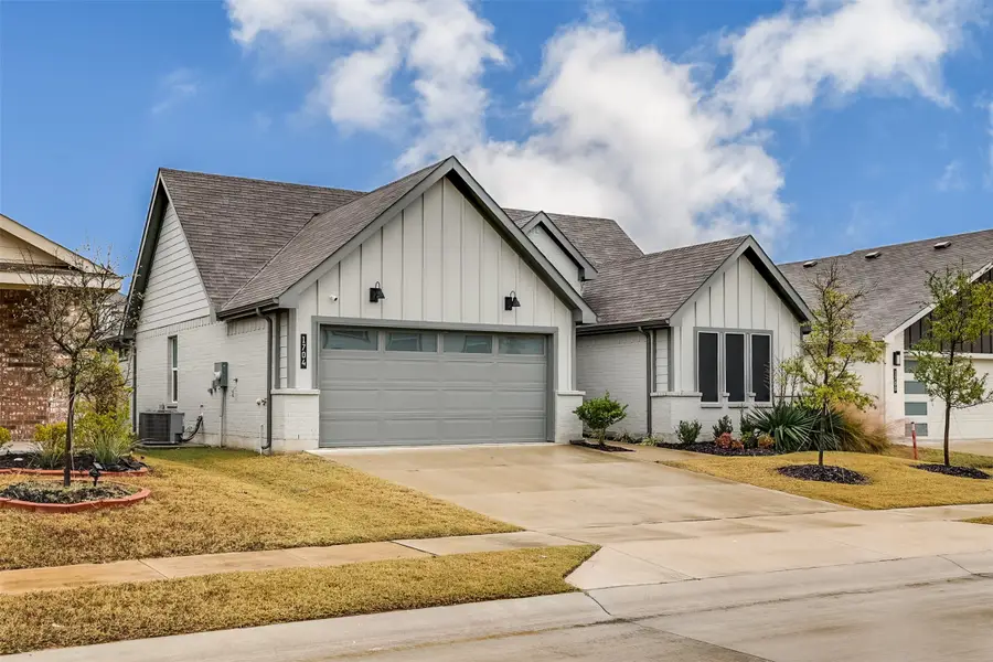 1704 Battery Park Drive, Alvarado, TX 76009 - Image #2