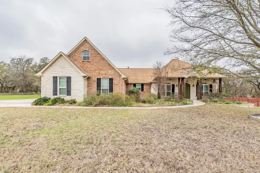 112 Amanda Court, Briar, TX 75023 - Image #3