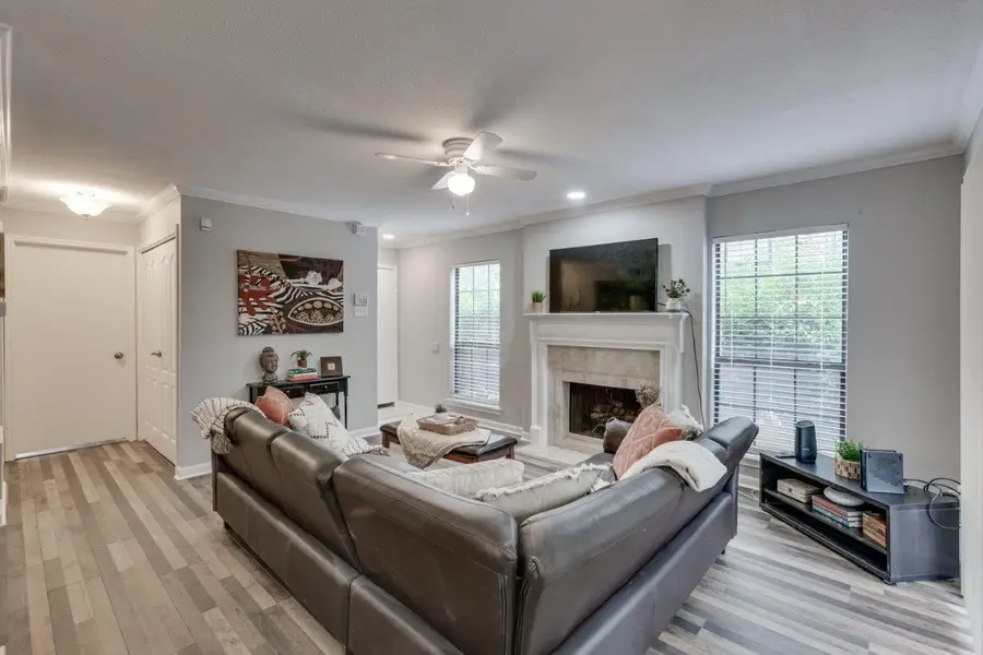 15151 Berry Trail #401, Dallas, TX 75248 - Image #3