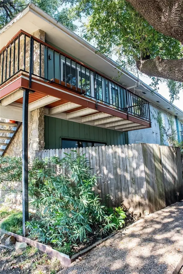 6620 Eastridge Drive #219, Dallas, TX 75231