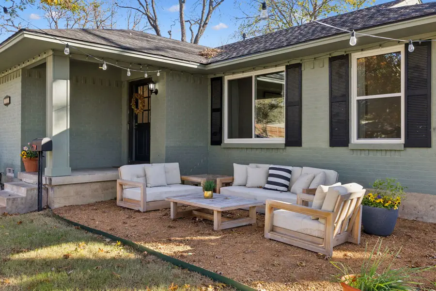 10016 Linkwood Drive, Dallas, TX 75238 - Image #3