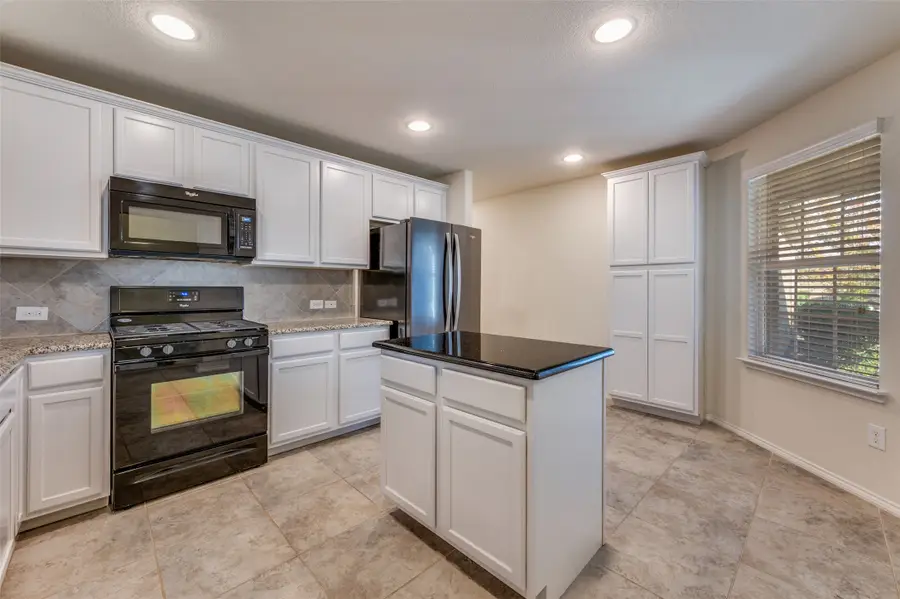 2325 Beachfront Drive, Frisco, TX 75036 - Image #3