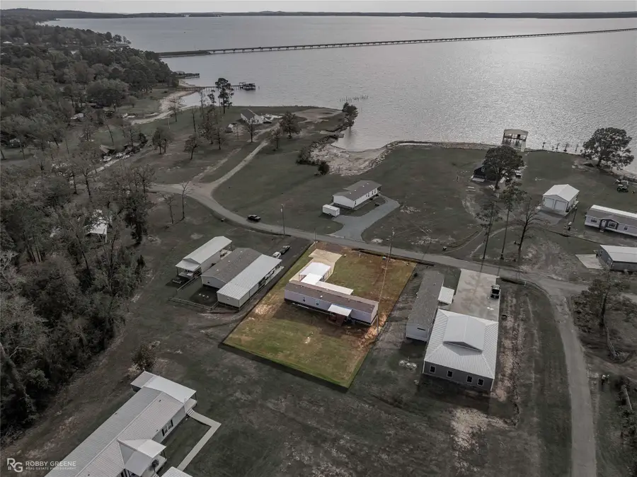 1048 Merritt Mountain Road, Many, LA 71449 - Image #2