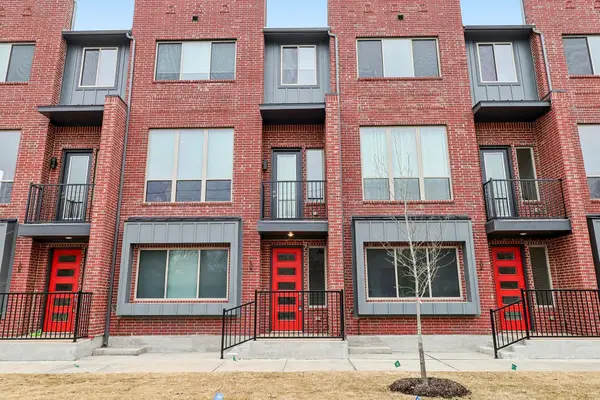 2524 Havenhurst Street #105, Farmers Branch, TX 75234