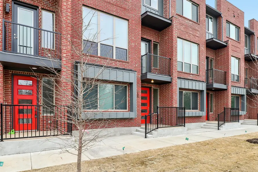 2524 Havenhurst Street #105, Farmers Branch, TX 75234 - Image #2