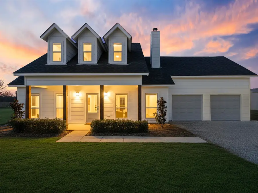 828 Old Tioga Road, Gunter, TX 75058 - Image #2