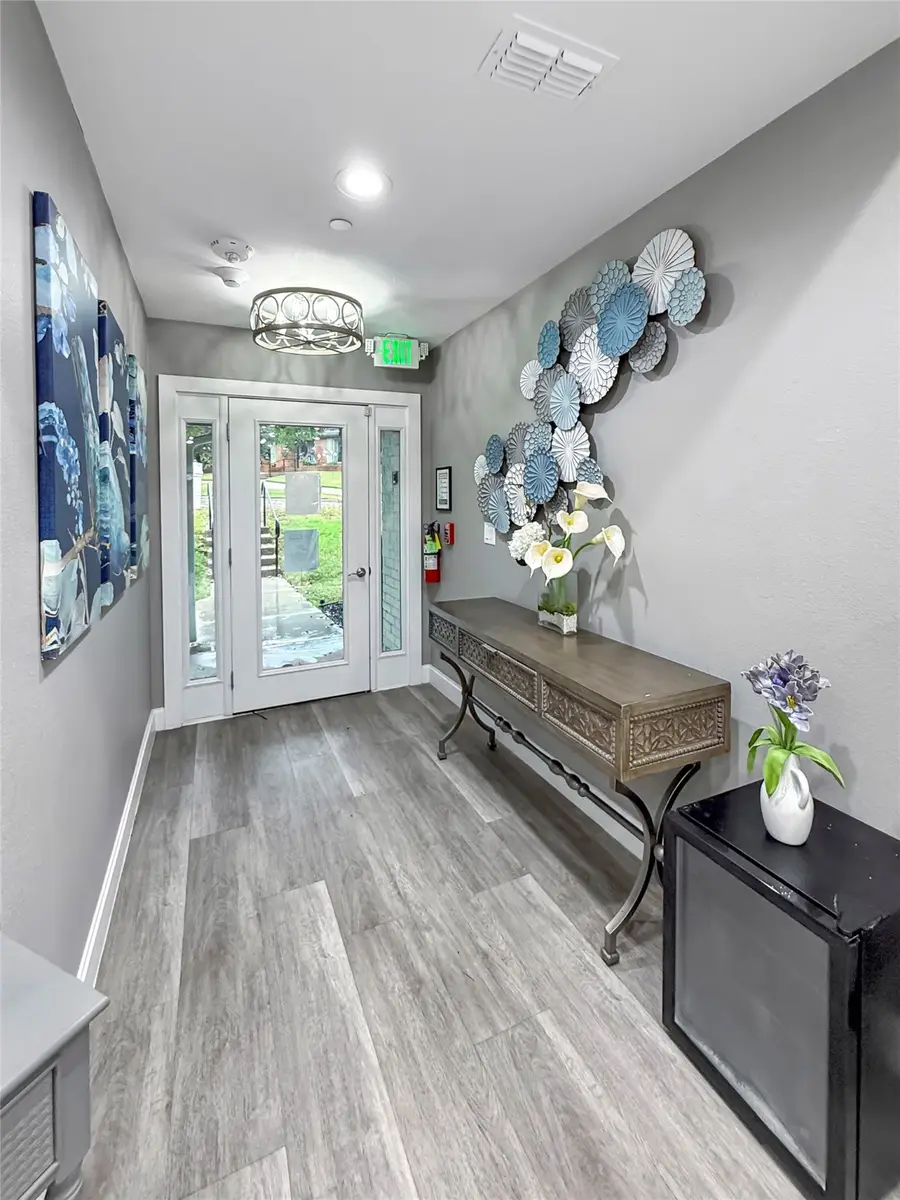 261 Oak Hill Drive, Trophy Club, TX 76262 - Image #2