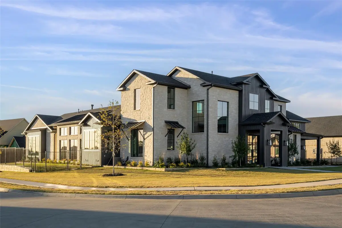 5902 Preston Way, Colleyville, TX 76034 - #1