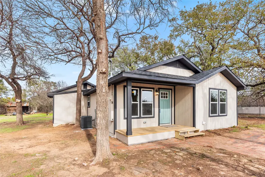 10510 Mineral Wells Highway, Weatherford, TX 76088 - Image #2