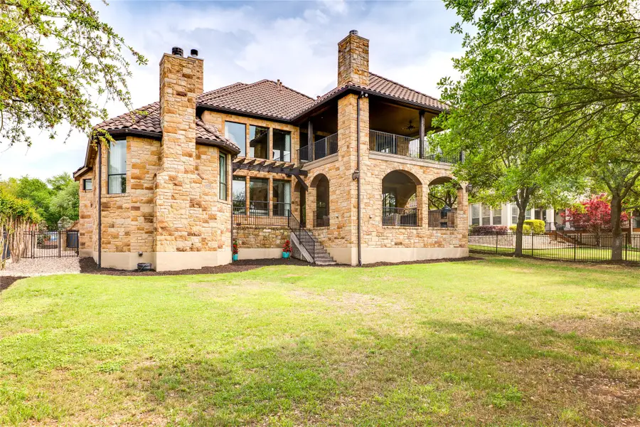 2104 University Club Drive, Austin, TX 78732 - Image #3