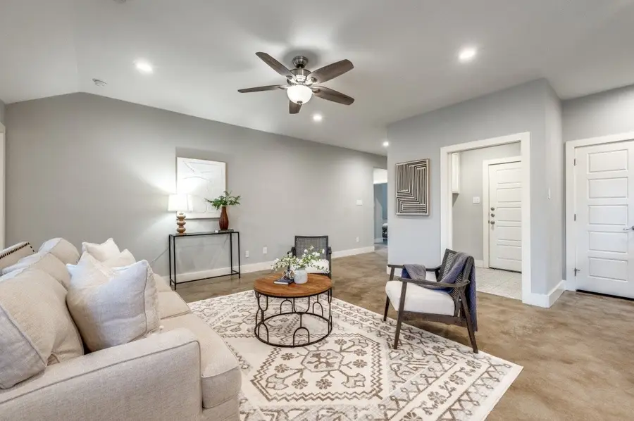 2205 N Hickory Street, Sherman, TX 75092 - Image #3