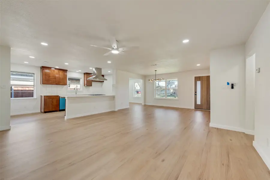 3021 El Tovar Avenue, Dallas, TX 75233 - Image #2