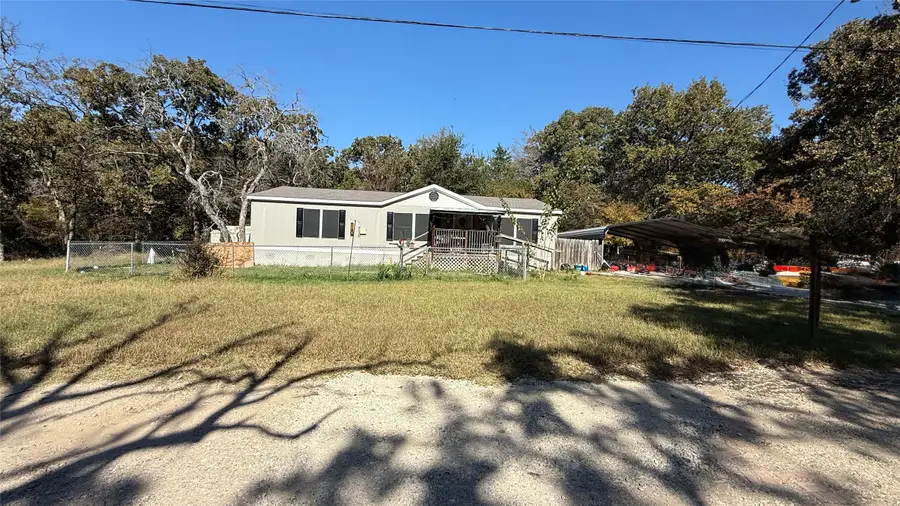 2077 Wright Way Circle, Quinlan, TX 75474 - Image #3