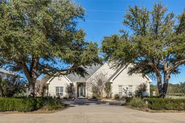 165 Glen Abbey Circle N, Possum Kingdom Lake, TX 76449