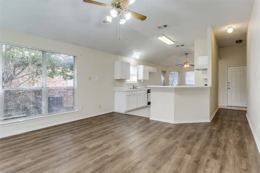 718 Indianpaint Drive, Mesquite, TX 75149 - Image #3