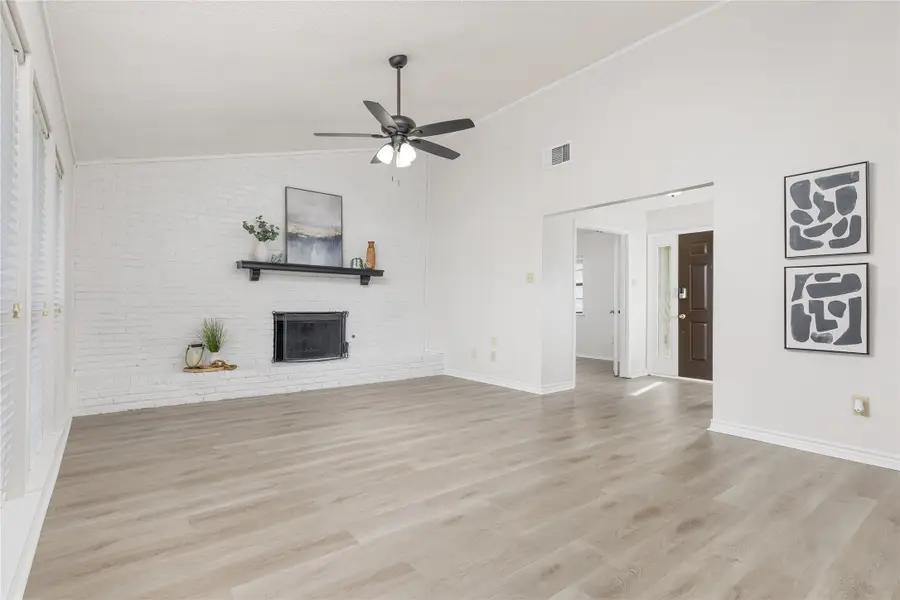 701 Melissa Lane, Garland, TX 75040 - Image #3