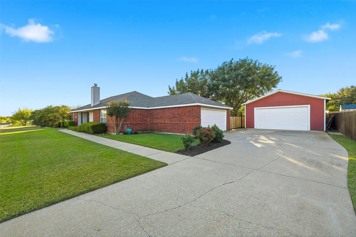 1021 Scenic Drive, Justin, TX 76247 - Image #1