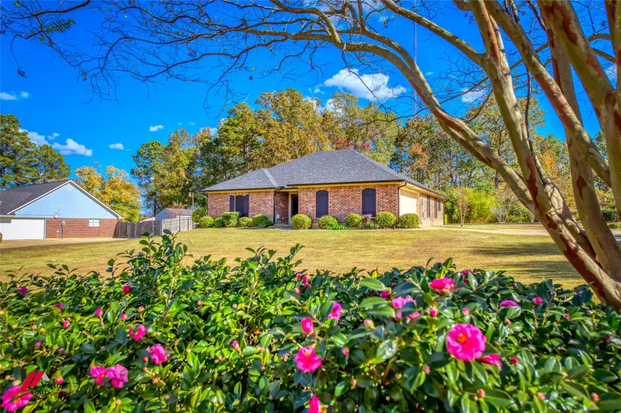 8064 Chickamauga Trail, Shreveport, LA 71107 - Image #2