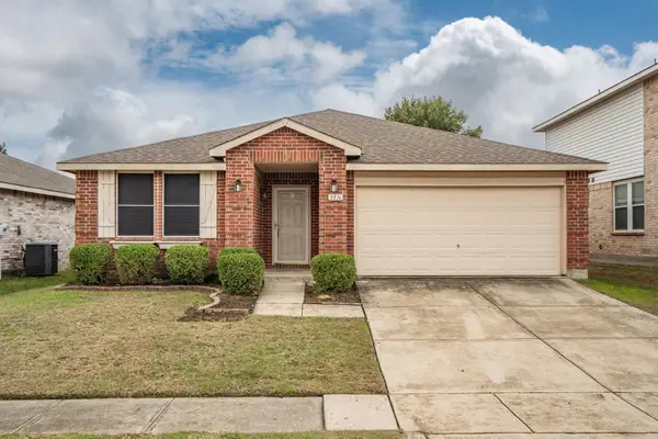 3516 Clydesdale Drive, Denton, TX 76210