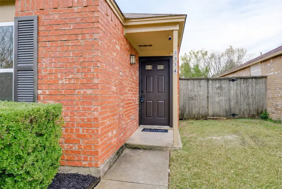 2334 Markland Street, Irving, TX 75060 - Image #2