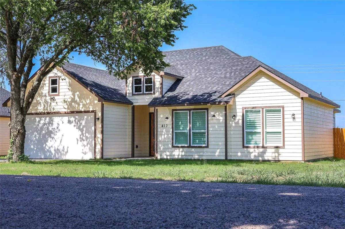 410 Simpson, Southmayd, TX 75092 - Image #1