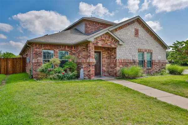 1800 Silver Oaks Drive, Gainesville, TX 76240
