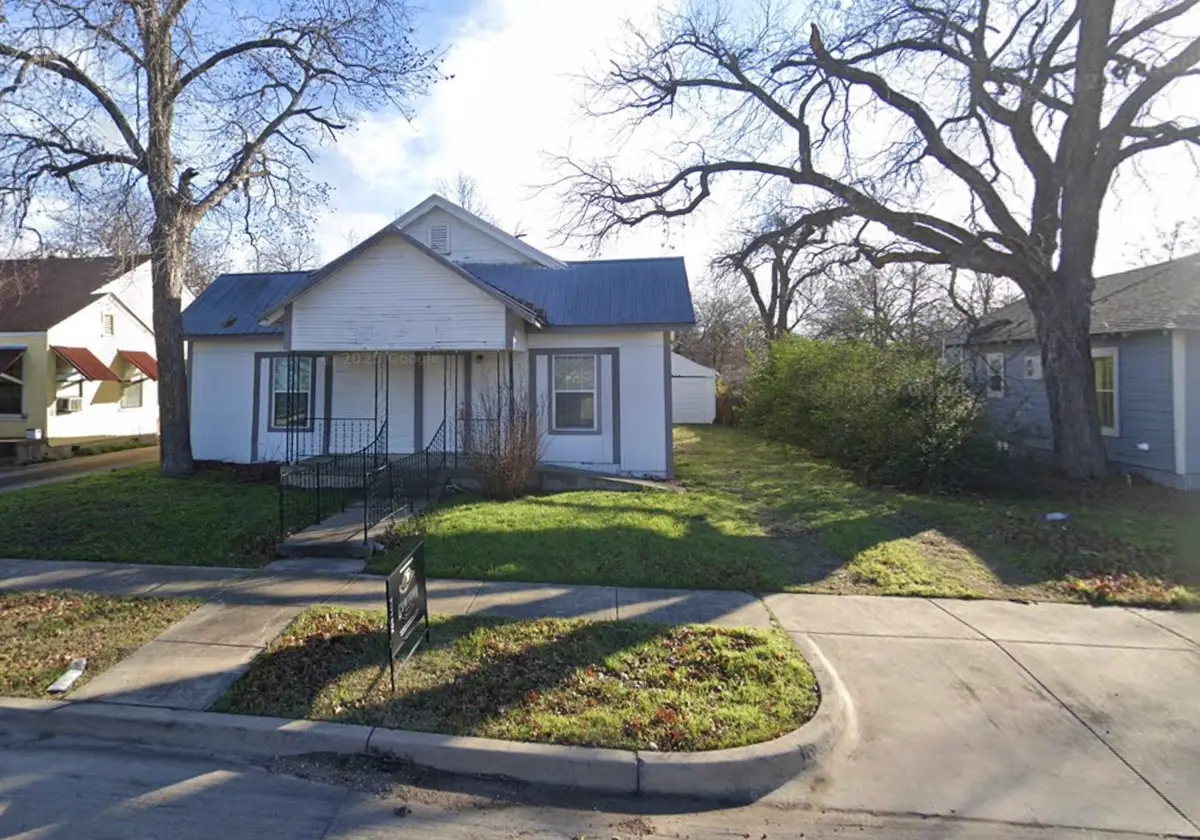 2928 Bomar Avenue, Fort Worth, TX 76103 - Image #1