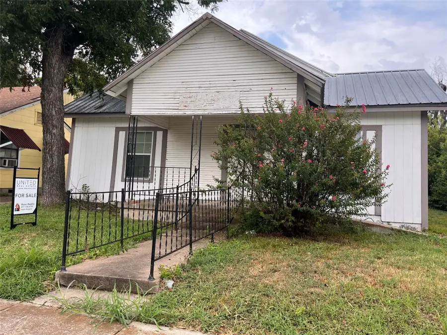 2928 Bomar Avenue, Fort Worth, TX 76103 - Image #2