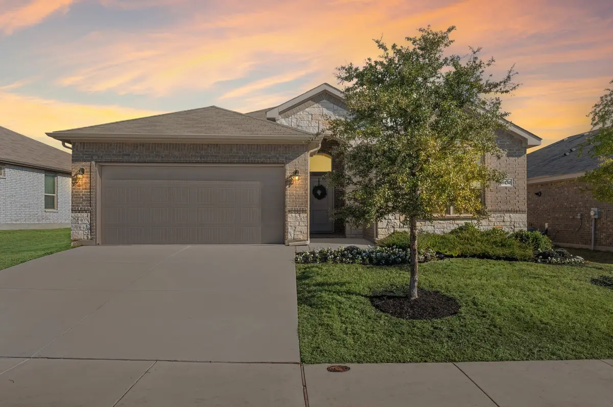 11432 Leeson Street, Fort Worth, TX 76052 - Image #1