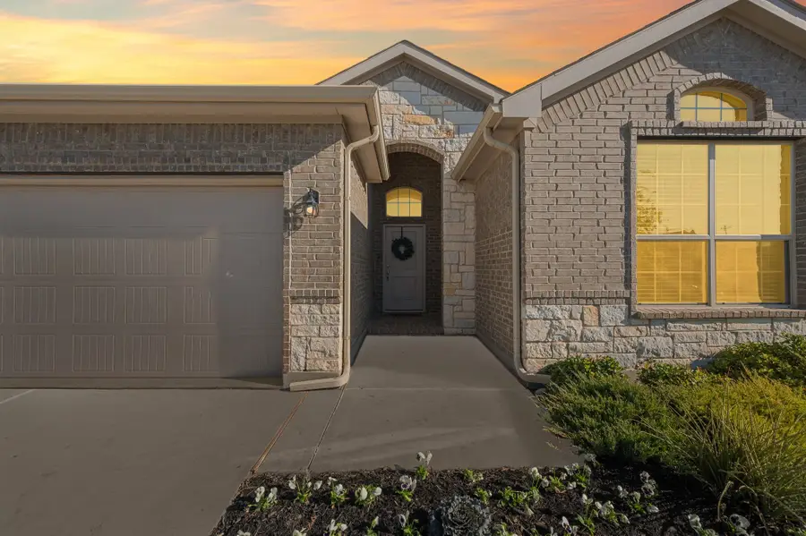 11432 Leeson Street, Fort Worth, TX 76052 - Image #2