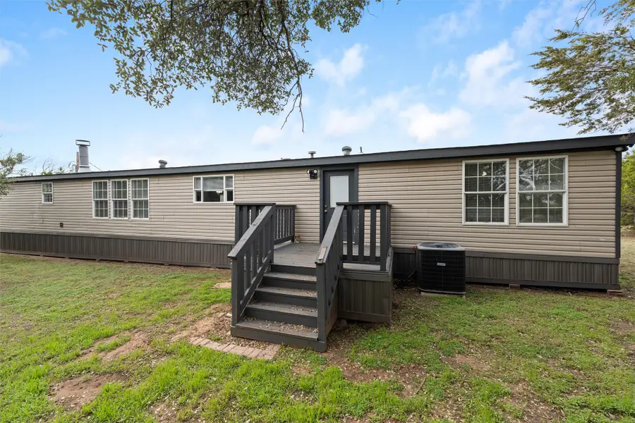 149 Pioneer Trail, Weatherford, TX 76087 - Image #3