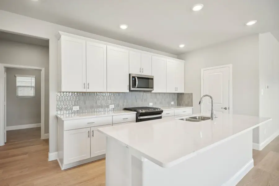 709 London Town Lane, Princeton, TX 75071 - Image #3