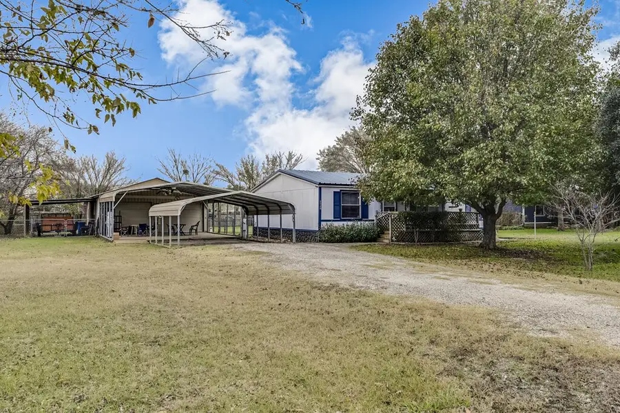 2520 Willow Oak Lane, Burleson, TX 76028 - Image #2