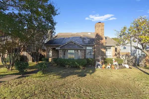 4937 Lomax Drive, Dallas, TX 75227