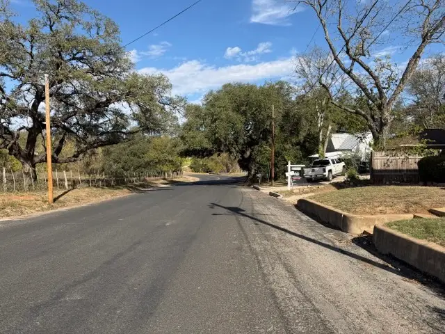 207 S Creek Street, Fredericksburg, TX 78624 - #3