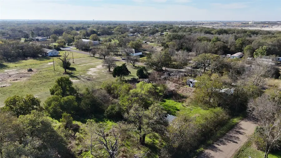 1129 Bunche Boulevard, Elm Mott, TX 76640 - Image #2