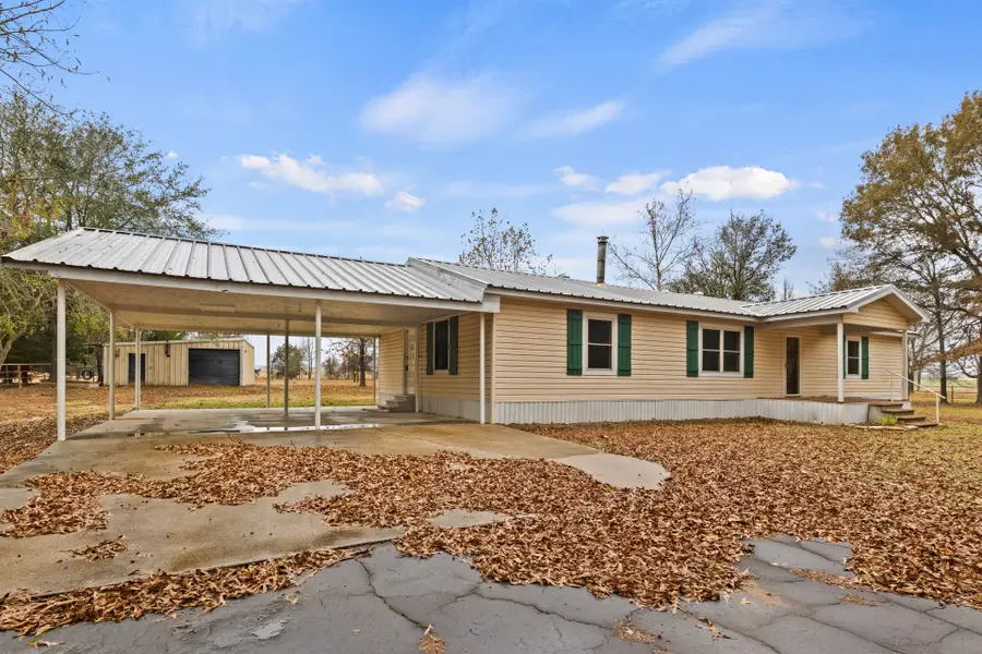 2638 SE County Road 4115, Mount Vernon, TX 75457 - Image #2