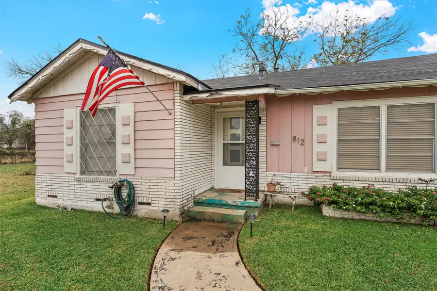 812 Hubert Street, Waco, TX 76704 - Image #2