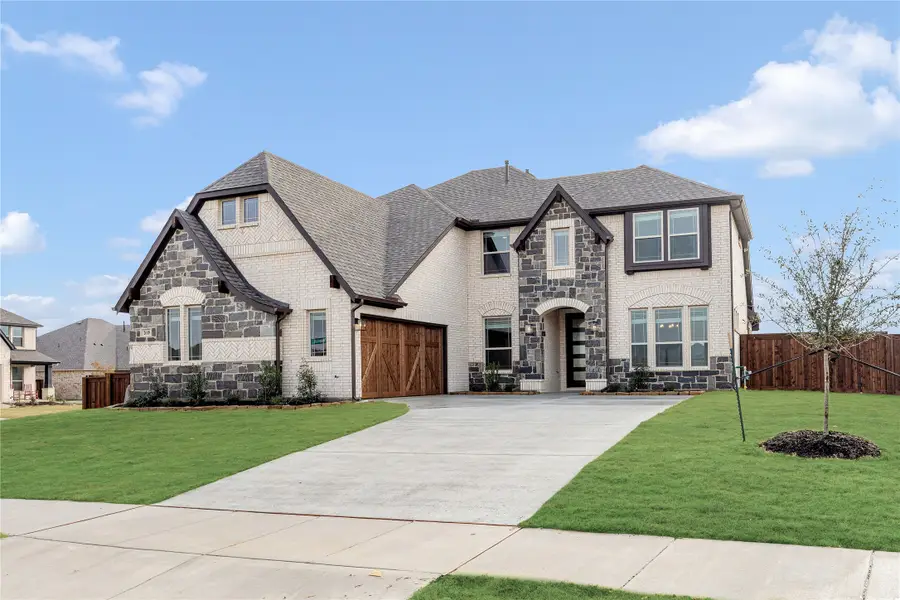 2618 Waterfall Court, Mansfield, TX 76084 - Image #3
