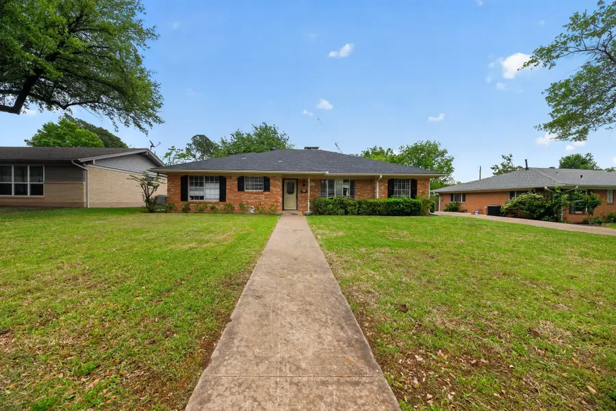 1616 W Shields Drive, Sherman, TX 75092 - #3