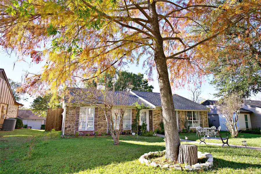 2025 High Bluff Drive, Garland, TX 75041 - Image #2