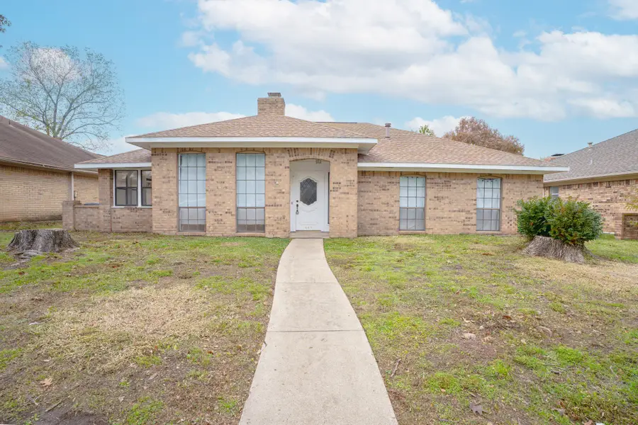 445 Brookfield Drive, Garland, TX 75040 - Image #3